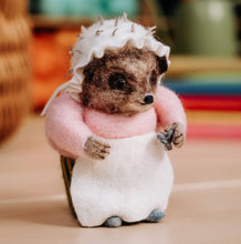 Load image into Gallery viewer, Beatrix Potter - Mrs. Tiggy-Winkle Ironing Needle Felting Craft Kit