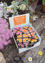 Load image into Gallery viewer, Keyring Flower Press - Oranges & Pinks