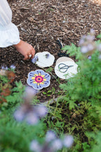 Load image into Gallery viewer, Flower Shaped Press - Cornflower Blue