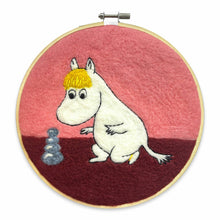 Load image into Gallery viewer, Snorkmaiden Building Needle Felt Craft Kit
