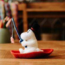 Load image into Gallery viewer, Moominpappa Goes Fishing - Needle Felting Kit
