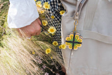 Load image into Gallery viewer, Keyring Flower Press - Greens & Yellows