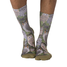 Load image into Gallery viewer, Men's Staring Owls Socks: Shoe Size 8-13
