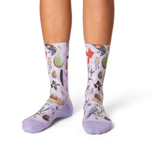 Load image into Gallery viewer, Women's Birds Nest Socks: Shoe Size 5-9
