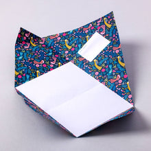Load image into Gallery viewer, Magical Menagerie Pigeon, Folding Letter Set, Pack of 6
