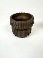 Load image into Gallery viewer, Cozy Sweater Pot - Mocha
