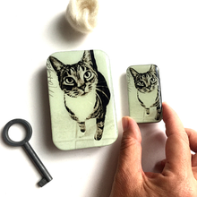 Load image into Gallery viewer, Cat, Knitting Notions Tin: Small
