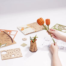 Load image into Gallery viewer, DIY Orange Tulip Kit
